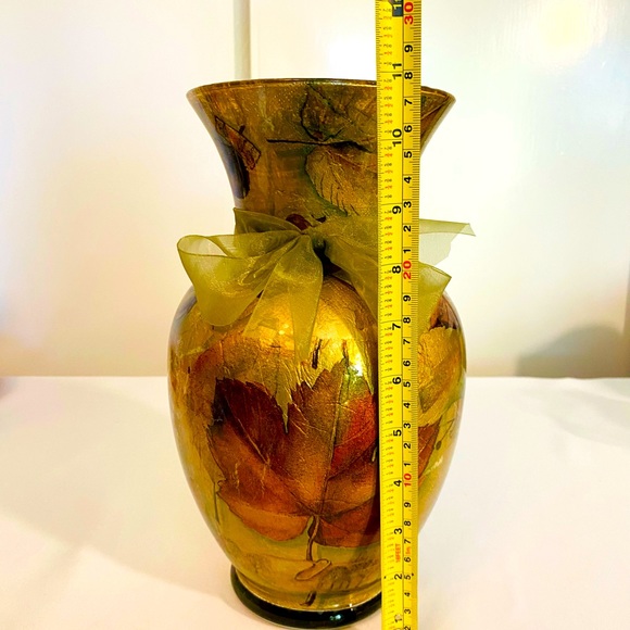 Decoupaged Fall Autumn Glass Vase Early ‘90s Leaves Large Vintage 11 x 6 Inches - Picture 7 of 10